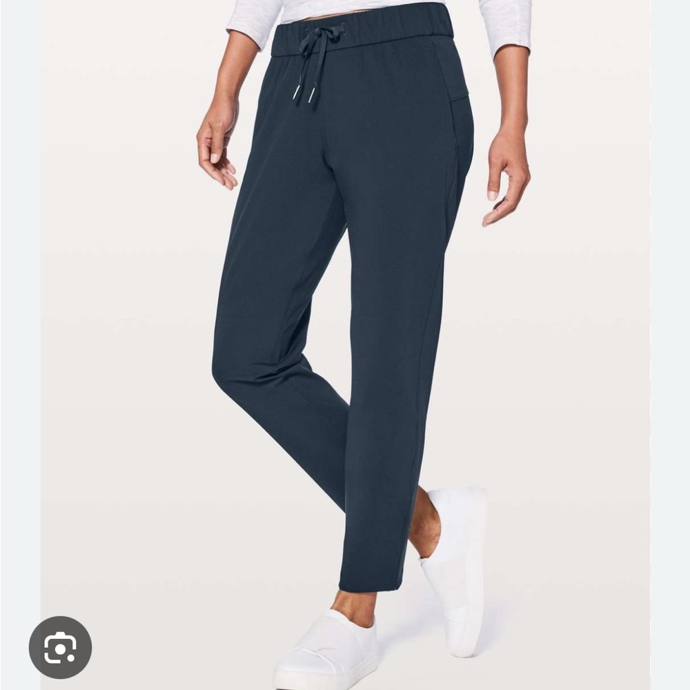 Lululemon On The Fly pants